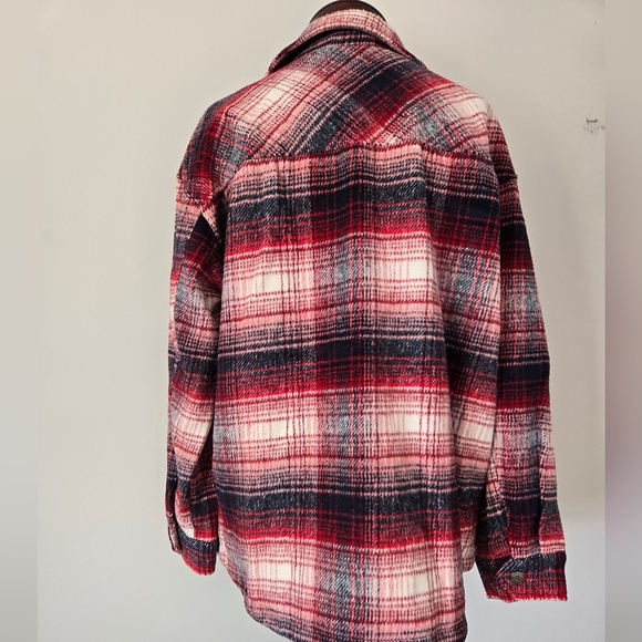 Levi's Red and Black Utility Jacket with Relaxed Fit and Long Sleeves - Picture 6 of 16